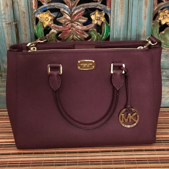 Michael Kors KELLEN in Plum - Picture 2 of 8